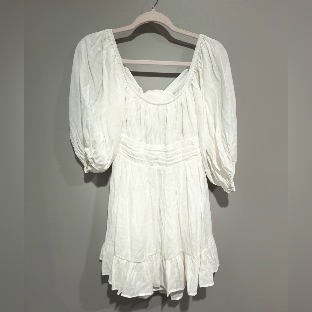 White tie back dress
